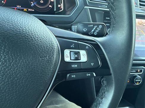 Used 2020 Volkswagen Tiguan SEL w/ 3rd Row Seat Package image 29