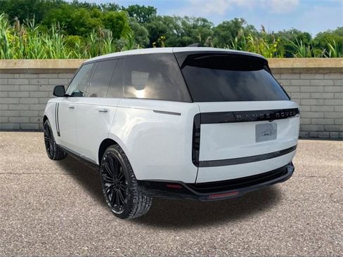 New 2026 Land Rover Range Rover SE image 6