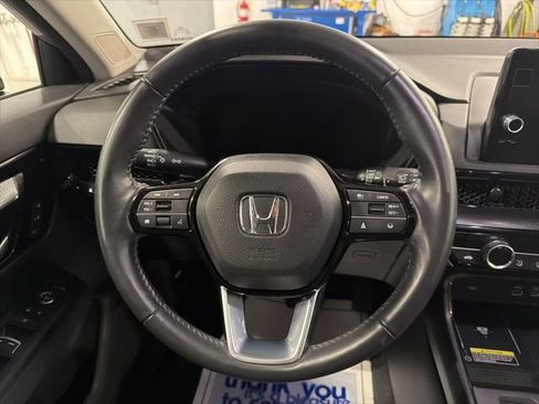Used 2023 Honda CR-V EX-L image 21