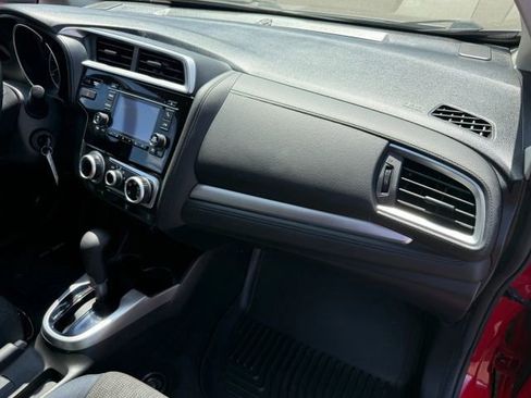 Used 2016 Honda Fit LX image 21