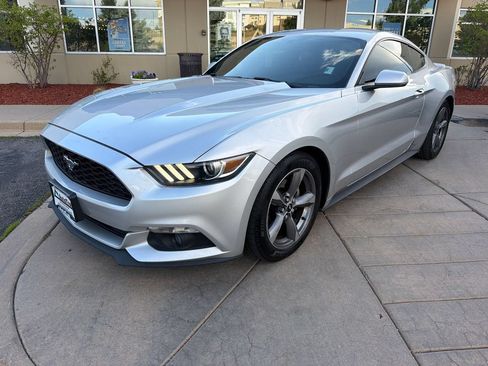 Used 2016 Ford Mustang Coupe w/ Equipment Group 051A RWD image 2