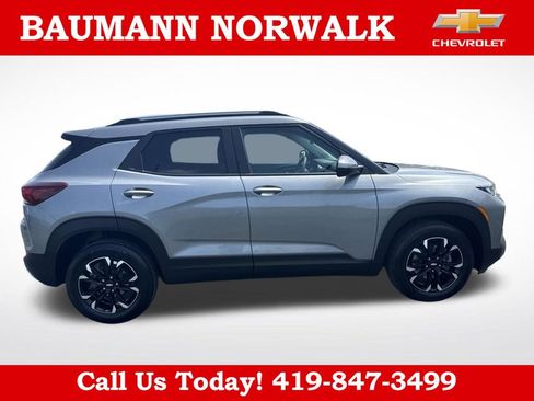 Used 2023 Chevrolet TrailBlazer LT FWD image 6