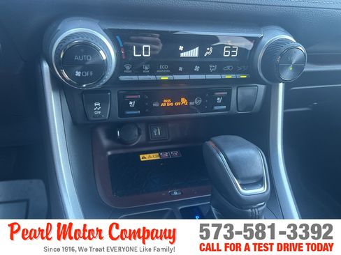 Used 2025 Toyota RAV4 Limited w/ Advanced Technology Package AWD/4WD image 18