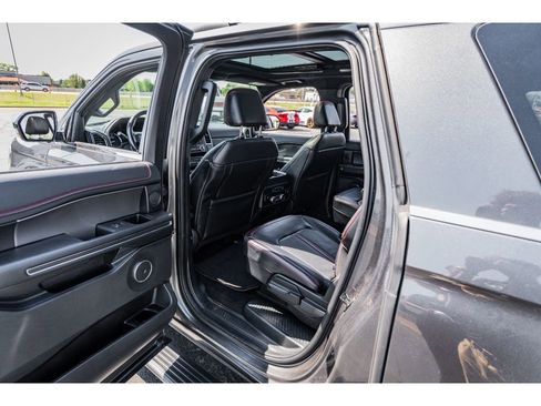 Used 2021 Ford Expedition Max Limited image 24