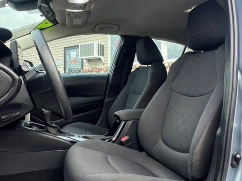 Used 2022 Toyota Corolla LE image 10