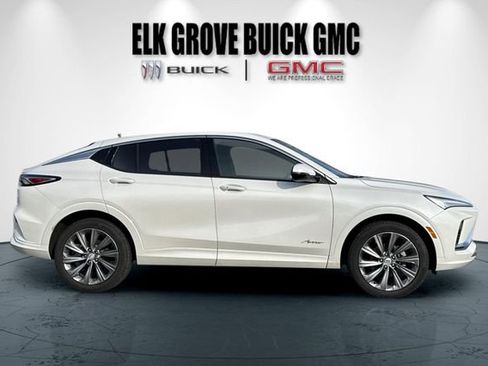 New 2026 Buick Envista Avenir image 3