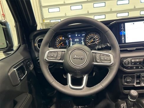 New 2025 Jeep Wrangler Sahara image 30