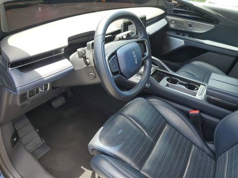 Used 2024 Lincoln Nautilus Reserve w/ Equipment Group 203A AWD/4WD image 18