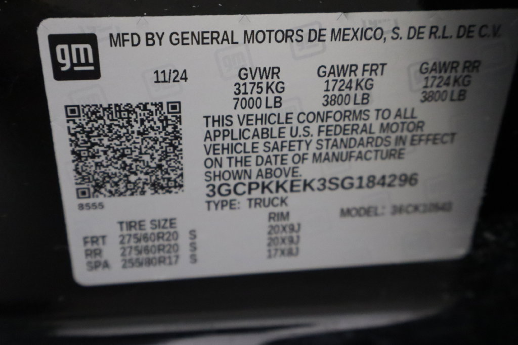 Used 2025 Chevrolet Silverado 1500 LT AWD/4WD image 34