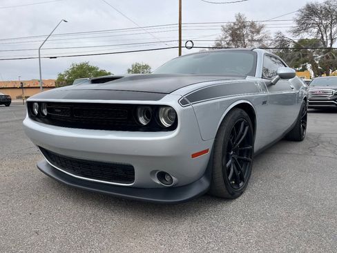 Used 2019 Dodge Challenger R/T Scat Pack w/ T/A Package RWD image 11