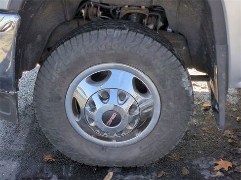 Used 2015 GMC Sierra 3500 SLE image 30