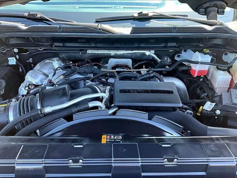 Used 2024 GMC Sierra 2500 AT4 w/ AT4 Premium Plus Package AWD/4WD image 32