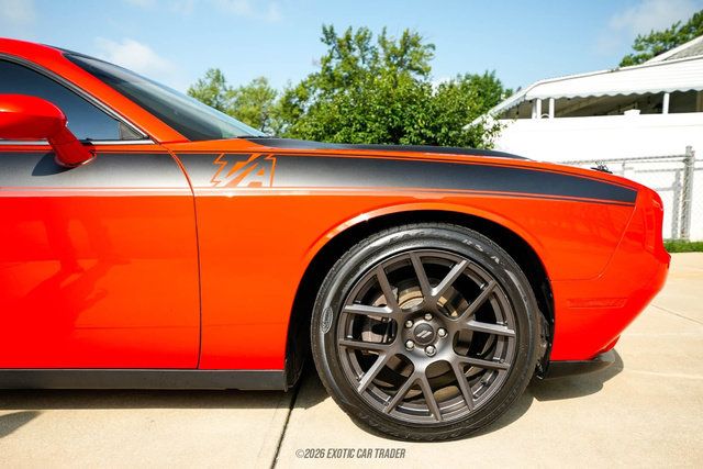 Used 2017 Dodge Challenger R/T w/ Quick Order Package 22P T/A RWD image 11