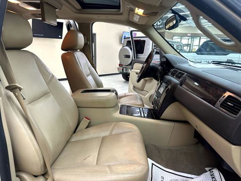 Used 2012 GMC Yukon Denali image 46