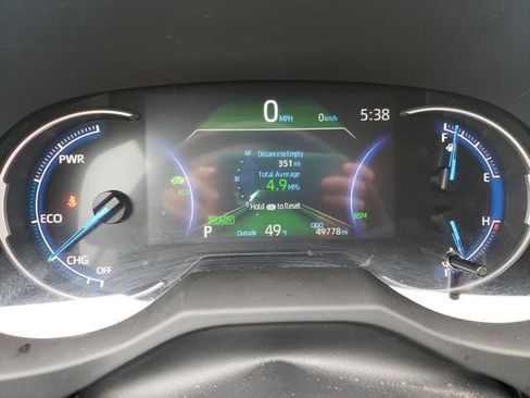 Used 2025 Toyota RAV4 XLE AWD/4WD image 25