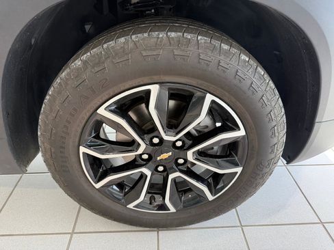 Used 2019 Chevrolet Silverado 1500 LTZ w/ LTZ Premium Package image 21