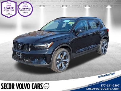 New 2026 Volvo XC40 B5 Plus w/ Protection Package Premier
