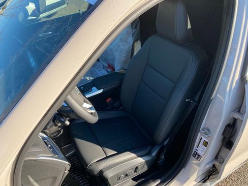 New 2026 BMW X1 xDrive28i AWD/4WD image 12