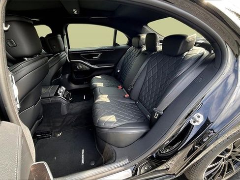 New 2025 Mercedes-Benz S 580 4MATIC Sedan image 13