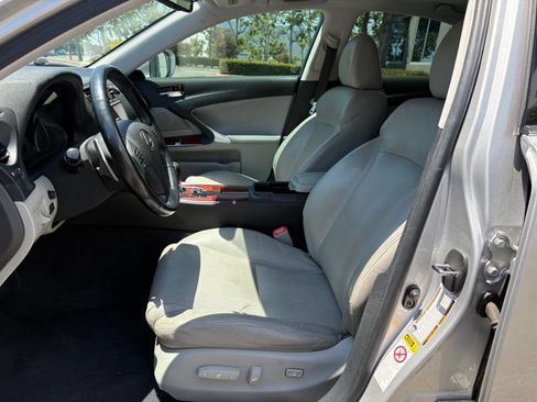 Used 2008 Lexus IS 250 RWD image 11