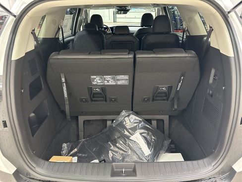 New 2026 Kia Carnival image 28