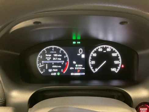 Used 2025 Honda HR-V LX image 14