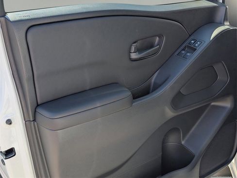 New 2026 Nissan Frontier S image 16