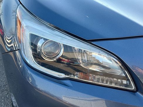 Used 2017 Subaru Outback 2.5i Limited image 40