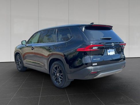 Used 2025 Toyota Grand Highlander AWD Hybrid image 3