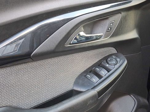 Used 2023 Chevrolet TrailBlazer LT w/ Convenience Package image 12