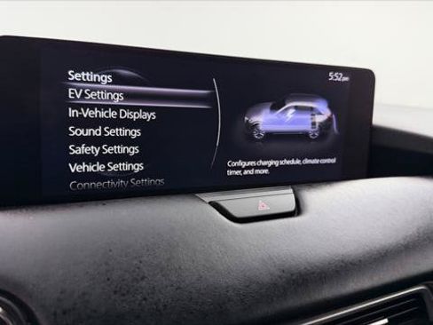 Used 2024 MAZDA CX-90 Plug-In Hybrid w/ Premium Plus AWD/4WD image 32