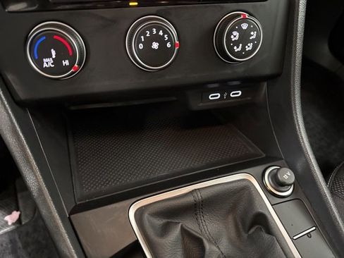 Certified 2023 Volkswagen Jetta Sport image 19