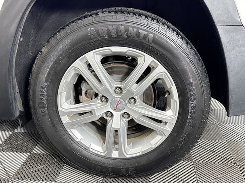 Used 2019 GMC Terrain SLE image 35