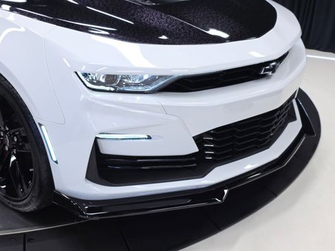 Used 2023 Chevrolet Camaro SS w/ Redline Edition RWD image 46