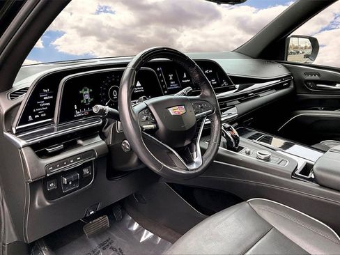 Certified 2023 Cadillac Escalade Sport image 17