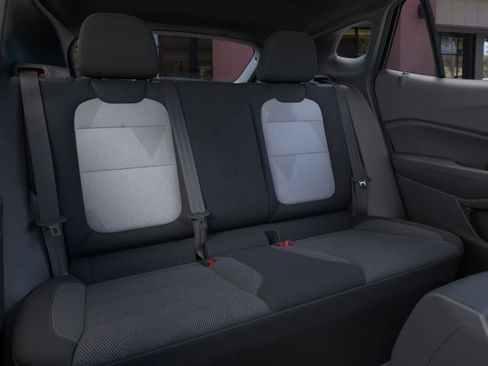 New 2026 Chevrolet Trax RS w/ Sunroof Package image 17