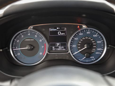 Used 2016 Subaru Crosstrek 2.0i Limited image 22