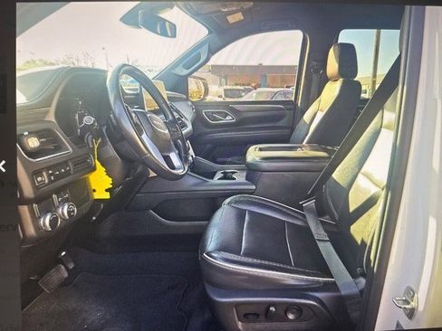 Used 2021 GMC Yukon SLT image 10