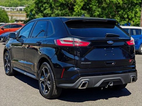 Used 2020 Ford Edge ST w/ Cold Weather Package AWD/4WD image 6