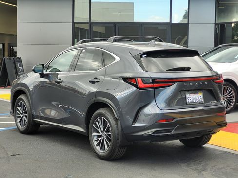 Used 2025 Lexus NX 350h AWD w/ Premium Package image 6