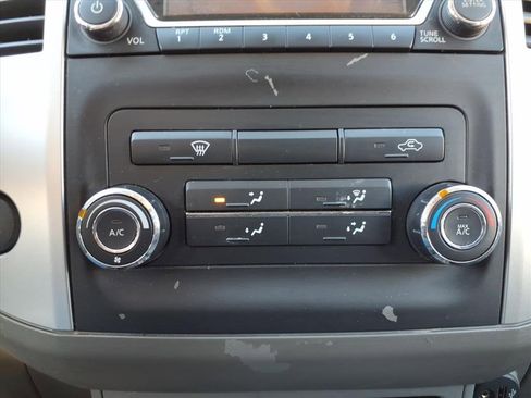 Used 2017 Nissan Frontier SV image 17