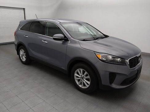 Used 2020 Kia Sorento LX AWD/4WD image 11