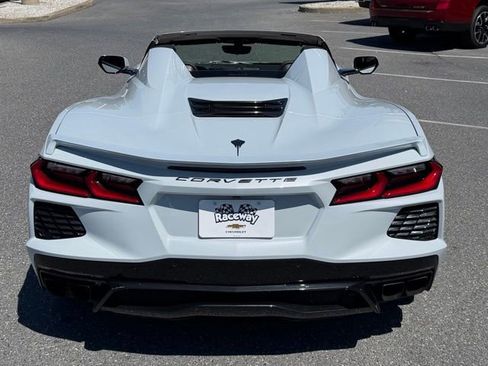 Certified 2024 Chevrolet Corvette Stingray Preferred Conv w/ Stealth Interior Trim Package RWD image 19