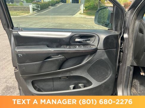 Used 2019 Dodge Grand Caravan GT FWD image 8