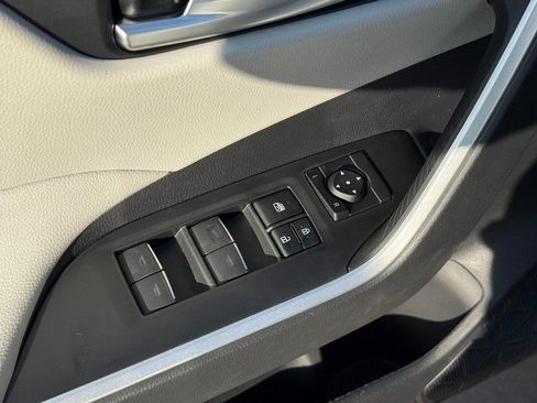 New 2025 Toyota RAV4 XLE image 14