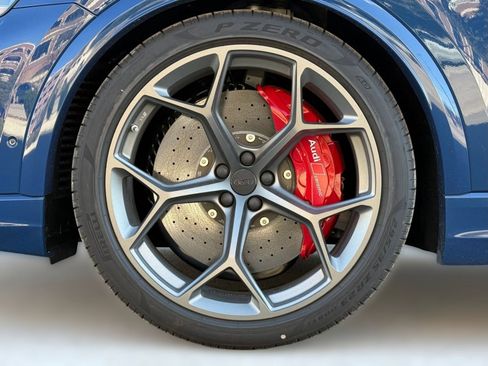 New 2026 Audi RS Q8 performance image 11