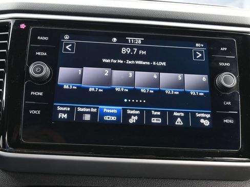 Used 2022 Volkswagen Atlas Cross Sport SE FWD image 26