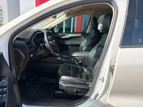 Used 2020 Ford Escape SEL FWD image 14
