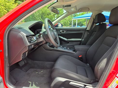 Used 2024 Honda Civic LX image 9