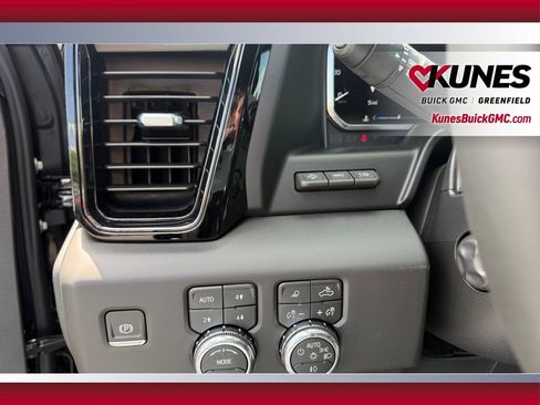 New 2026 GMC Sierra 1500 AT4 w/ AT4 Premium Package AWD/4WD image 31